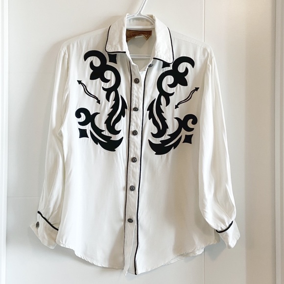 Vintage white and black western button up